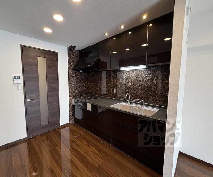 【エクセルコート・高辻西】間取