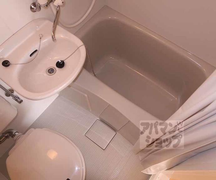 【ハイツリバーサイド】間取