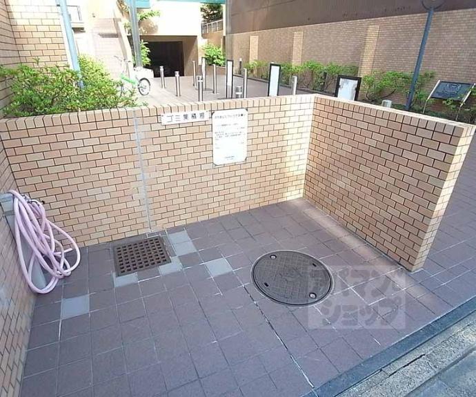 【ライオンズマンション四条堀川第2】間取