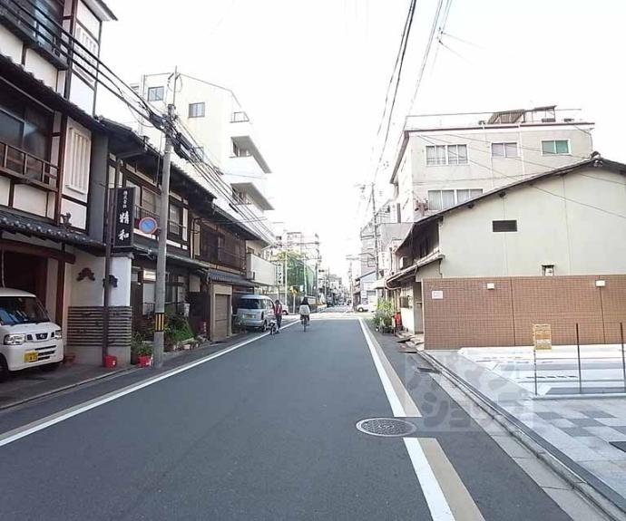 【ライオンズマンション四条堀川第2】間取