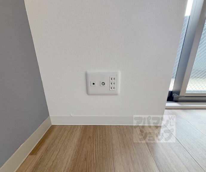 【Ｐｏｕｒ　Ｔｏｕｊｏｕｒｓ大将軍】間取