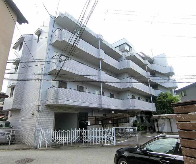 【パラドール平安】