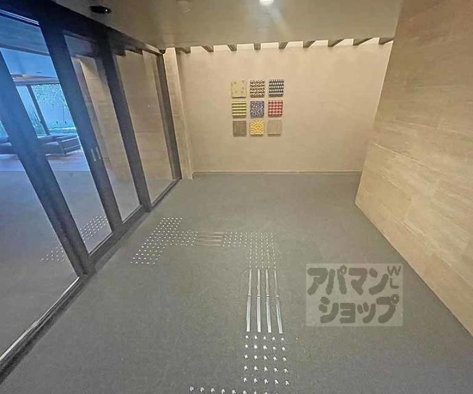 【グランリソシエ烏丸御池】