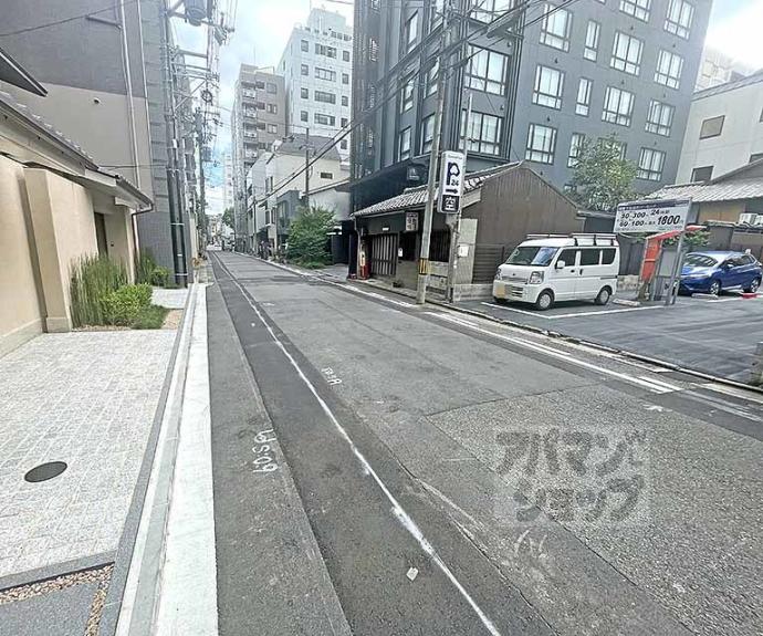 【グランリソシエ烏丸御池】