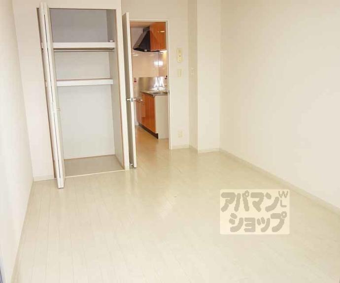 【Ｓｏｕｔｈ　Ｅａｓｔ　千】間取