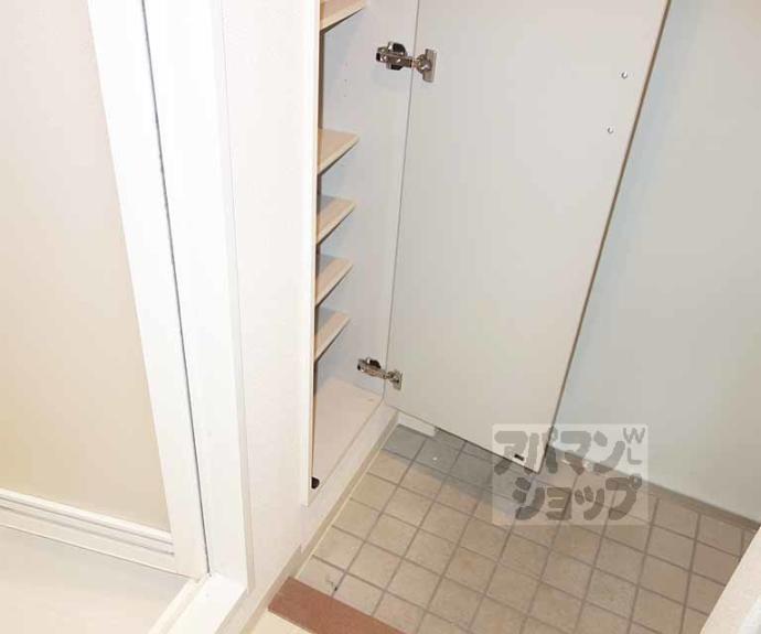 【Ｓｏｕｔｈ　Ｅａｓｔ　千】間取