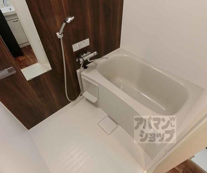 【ＣＲＥＯ太秦天神川】間取