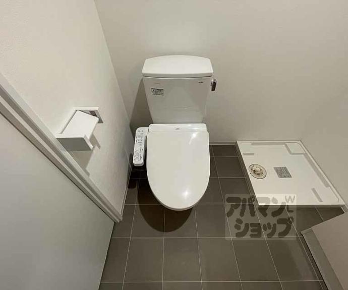 【ＴＨＥ　ＧＡＲＮＥＴ　ＳＵＩＴＥ　ＲＥＳＩＤＥＮＣＥ　清水五条ＥＡＳＴ】間取