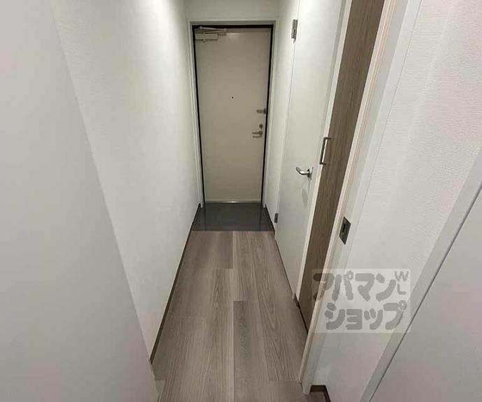 【ＴＨＥ　ＧＡＲＮＥＴ　ＳＵＩＴＥ　ＲＥＳＩＤＥＮＣＥ　清水五条ＥＡＳＴ】間取