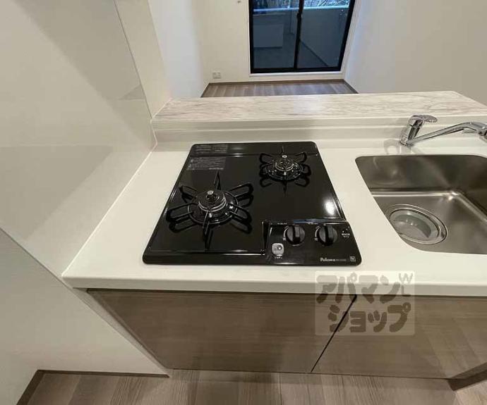 【ＴＨＥ　ＧＡＲＮＥＴ　ＳＵＩＴＥ　ＲＥＳＩＤＥＮＣＥ　清水五条ＥＡＳＴ】間取