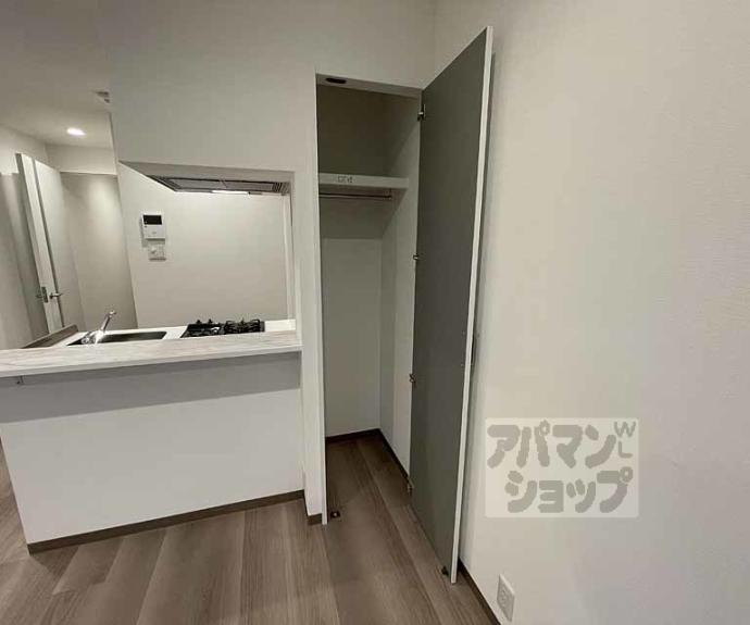【ＴＨＥ　ＧＡＲＮＥＴ　ＳＵＩＴＥ　ＲＥＳＩＤＥＮＣＥ　清水五条ＥＡＳＴ】間取