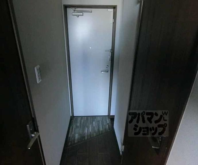 【カーサウッド花園】間取