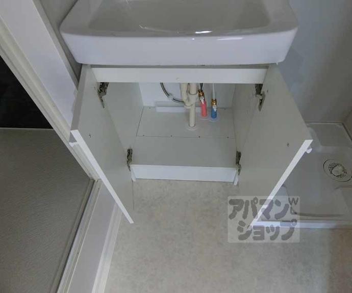 【カーサウッド花園】間取