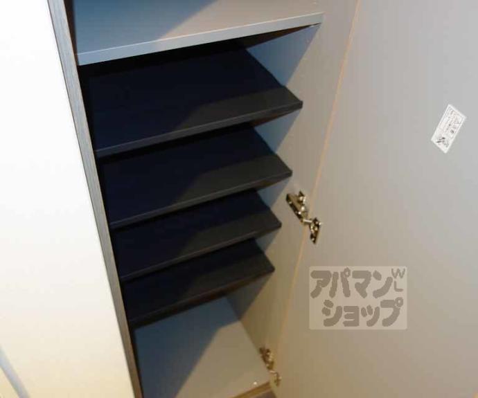 【ＴＨＥＧＡＲＮＥＴＳＵＩＴＥＲＥＳＩＤＥＮＣＥ清水五条ＥＡＳＴ】間取