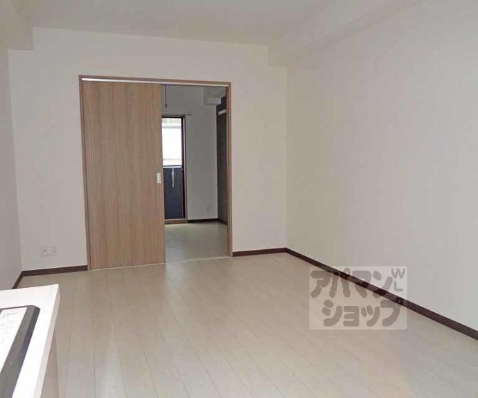 【グラン・レガロ丹波橋】間取