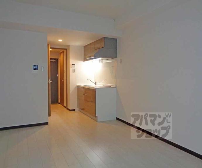 【グラン・レガロ丹波橋】間取