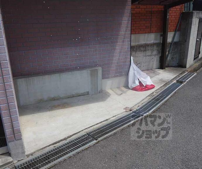 【シュトラーセ鳥羽街道】間取