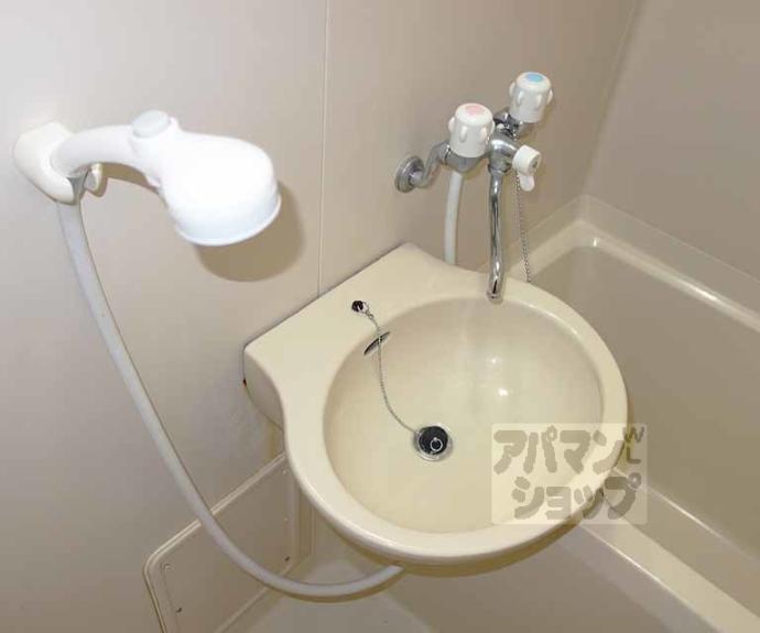 【ハイツ本瓦】間取