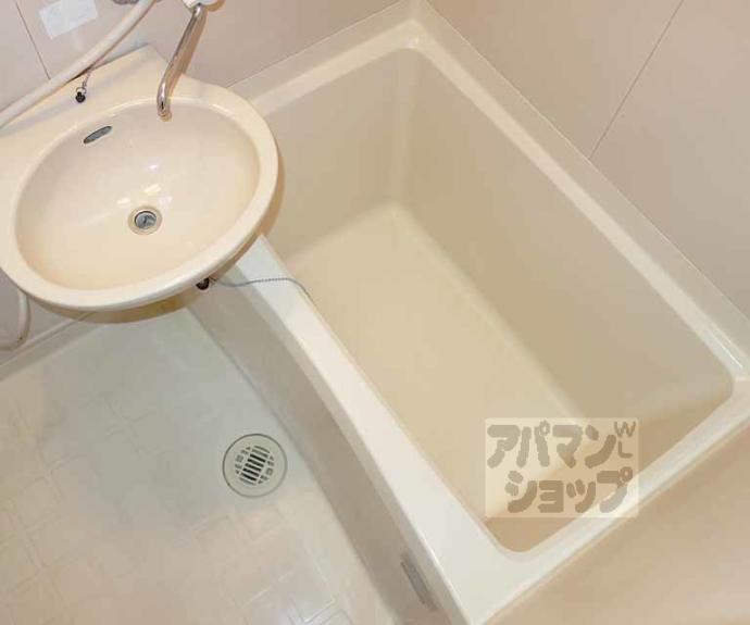 【ハイツ本瓦】間取