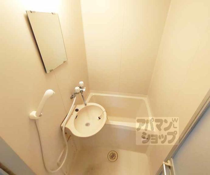 【ハイツ本瓦】間取