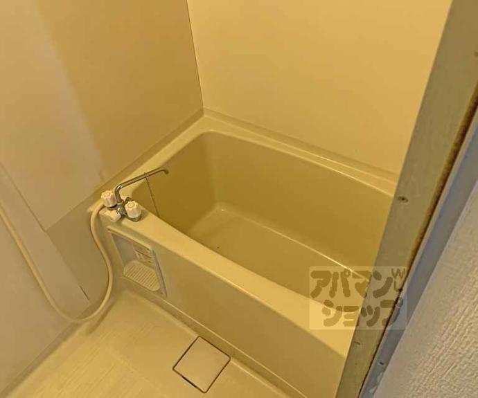 【シャルマン宇津根】間取