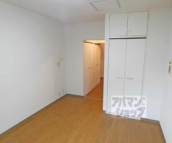 【ラ・ルース東山】間取