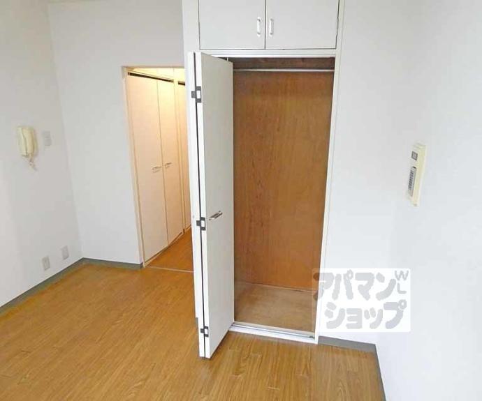 【ラ・ルース東山】間取