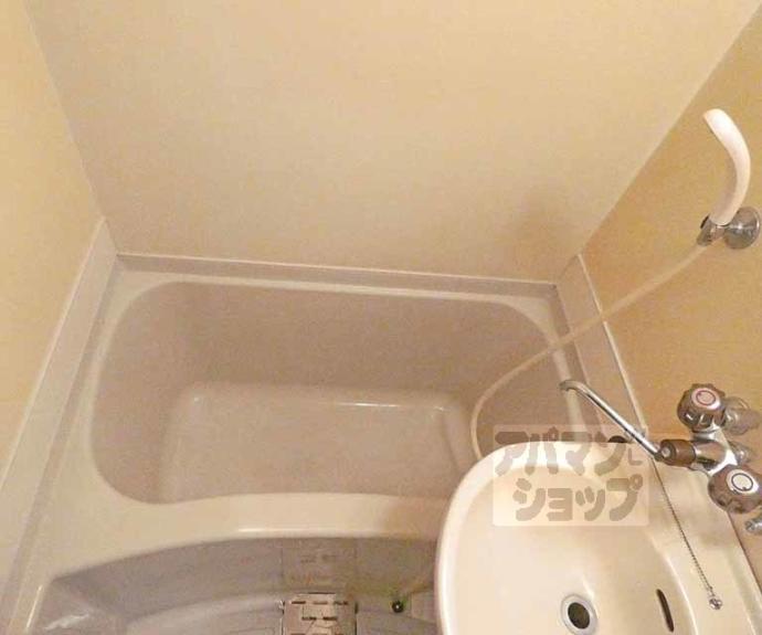 【ラ・ルース東山】間取