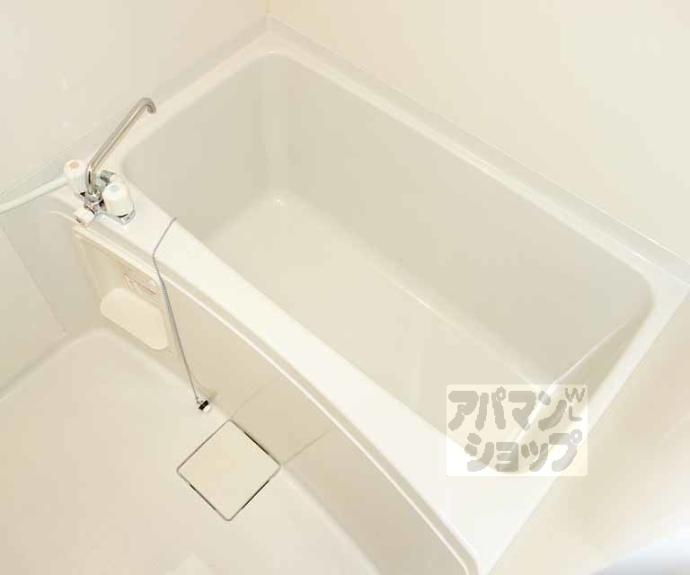 【アマルフィ山科】間取