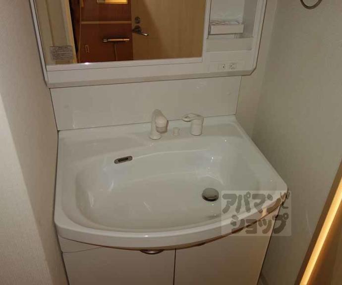 【エルヴィータ安朱】間取