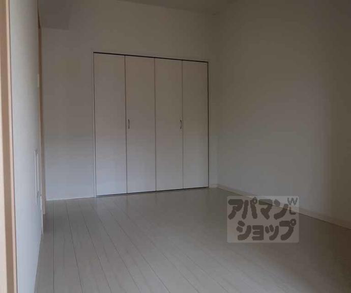 【エルヴィータ安朱】間取