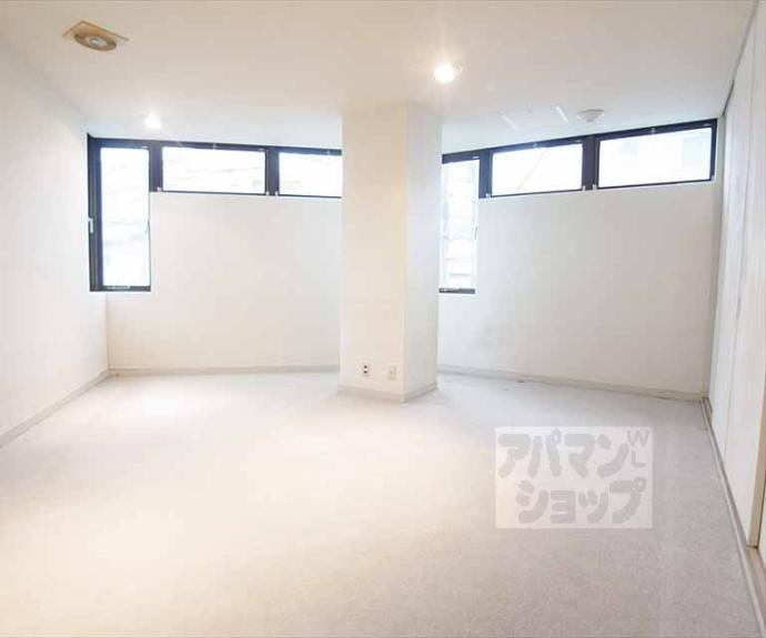 【フェアモントビル】