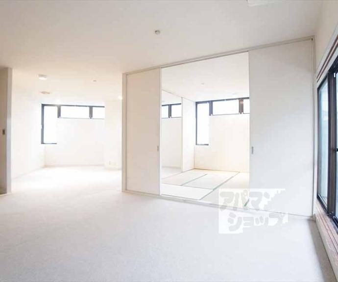 【フェアモントビル】