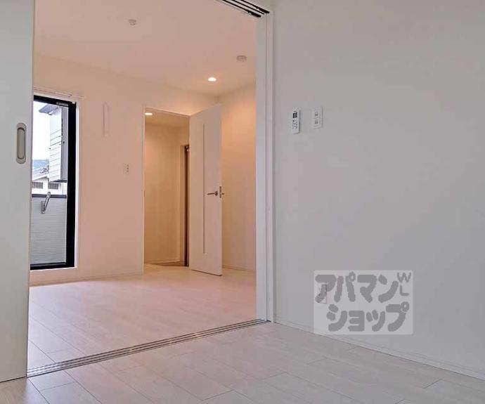 【ｌａ　ｂｅｌｌｅ　ｍｅｒ　伏見稲荷】間取