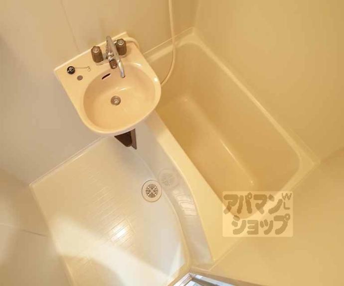 【Ｄ＇Ｓ　ＬＹＮＸ】間取