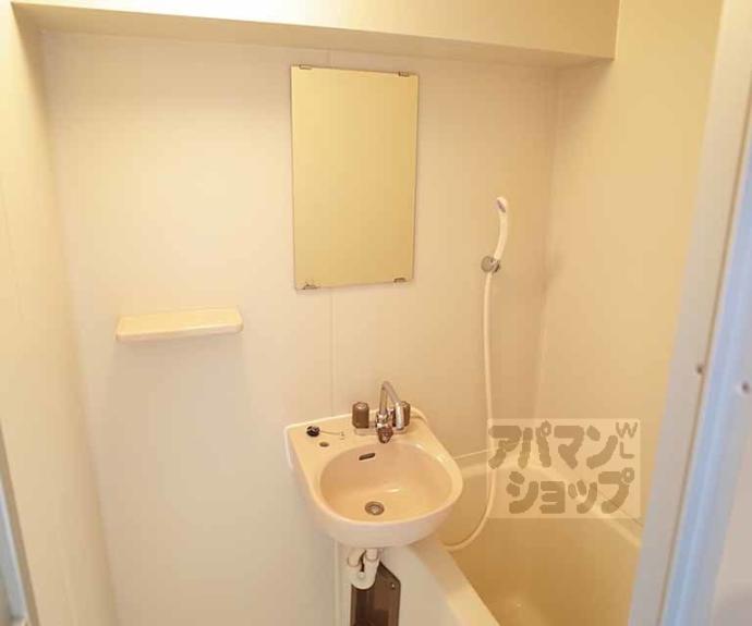 【Ｄ＇Ｓ　ＬＹＮＸ】間取