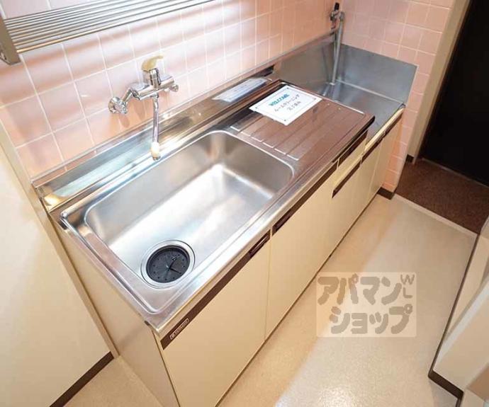 【Ｄ＇Ｓ　ＬＹＮＸ】間取