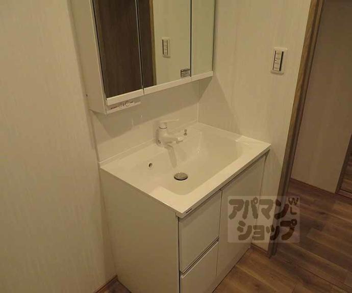 【グランベール　イースト】間取