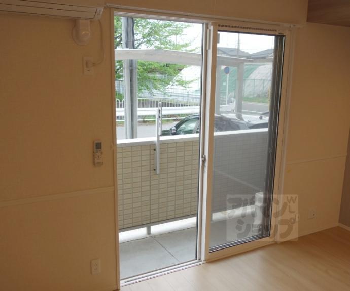 【カーサ　ヨシ】間取