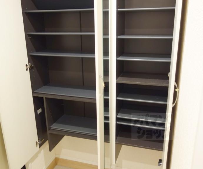 【カーサ　ヨシ】間取