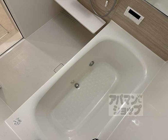 【カーサ　ヨシ】間取