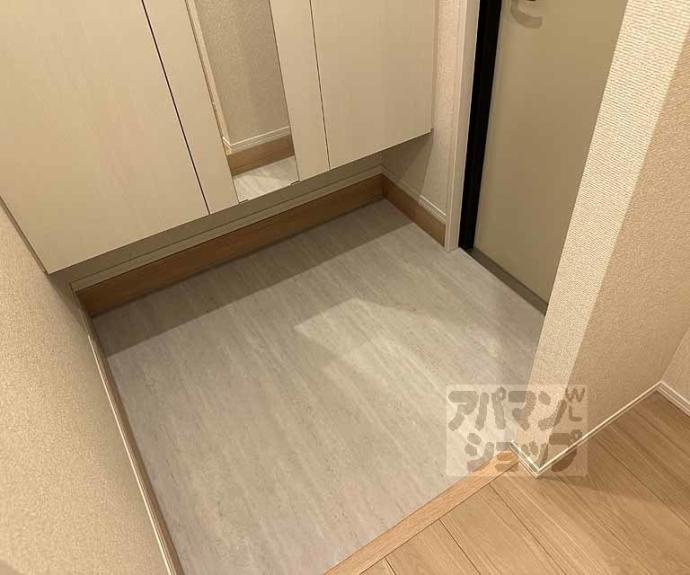 【カーサ　ヨシ】間取