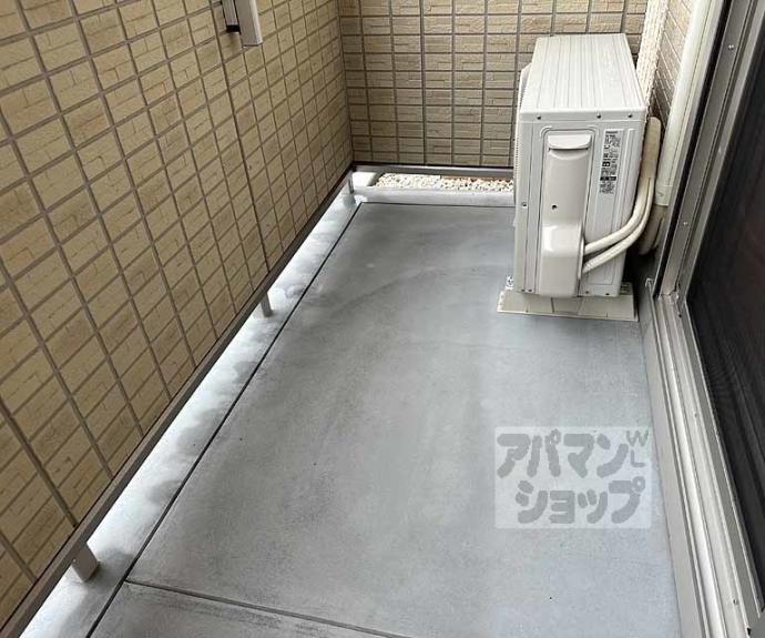 【カーサ　ヨシ】間取