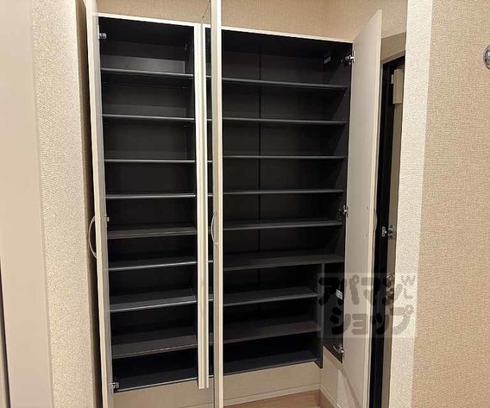 【カーサ　ヨシ】間取