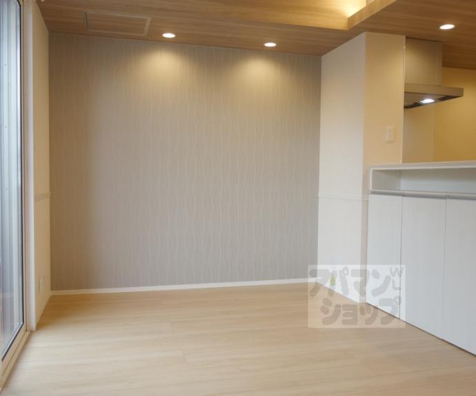 【カーサ　ヨシ】間取