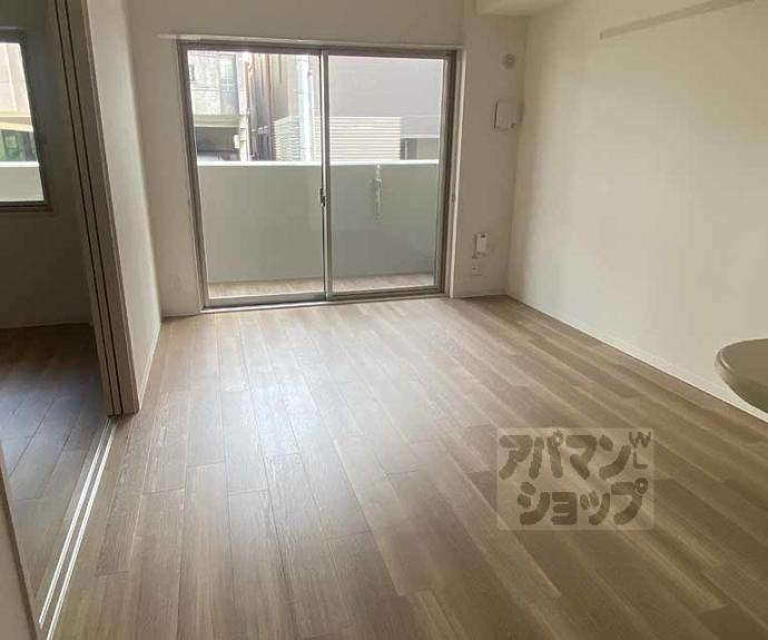 【KCCフラット西京極】間取