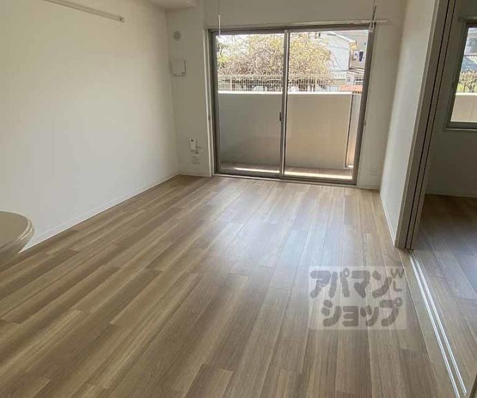 【KCCフラット西京極】間取