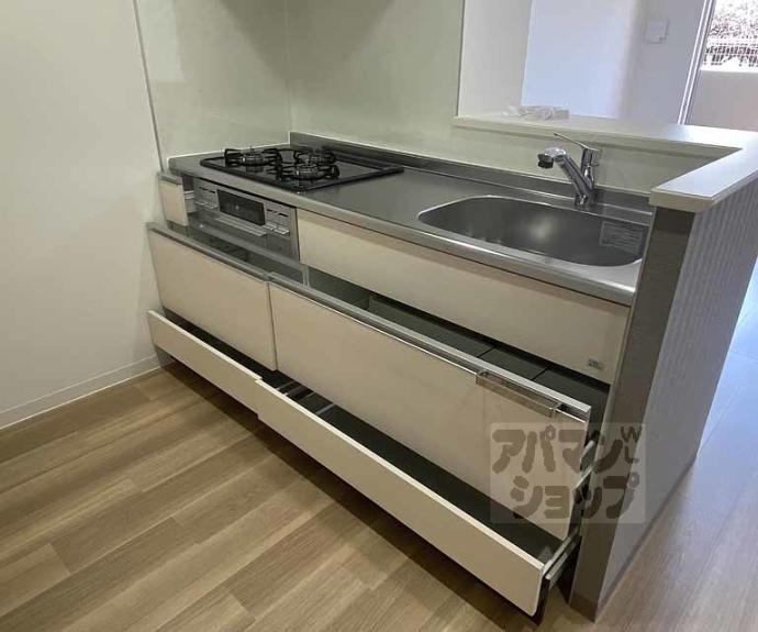 【KCCフラット西京極】間取