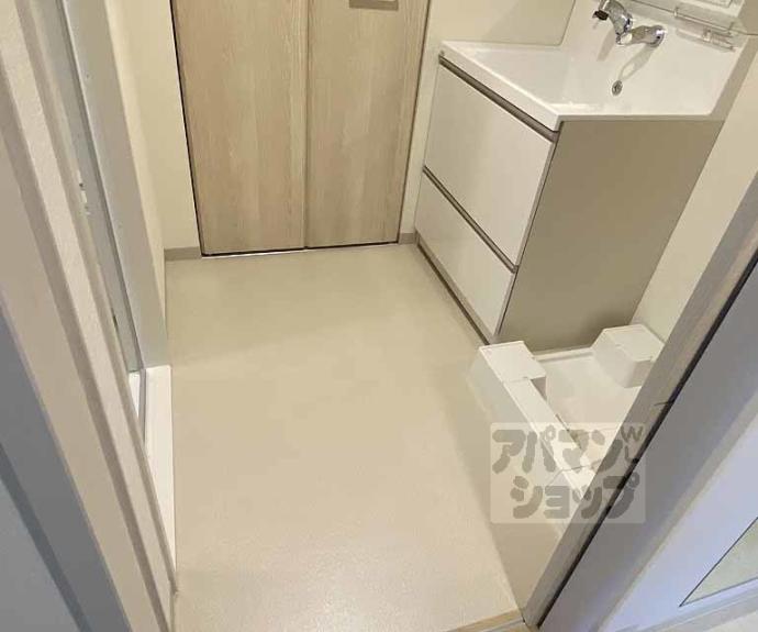 【KCCフラット西京極】間取