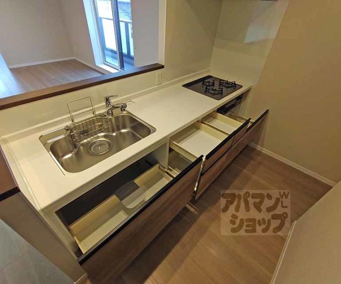 【シャーメゾン華】間取